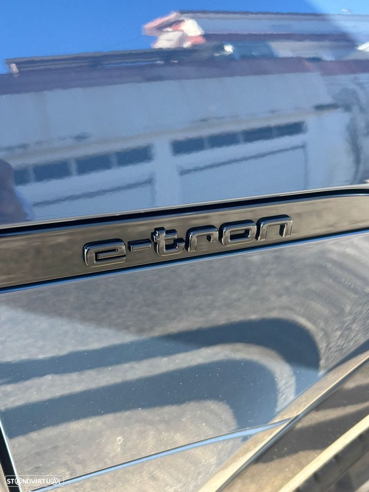 Audi Q8 e-Tron Sportback 55 quattro Advanced - 14