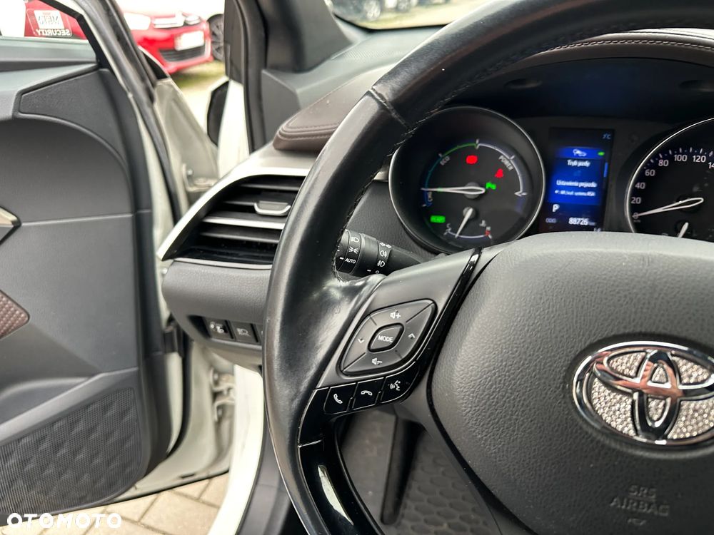 Toyota C-HR - 10