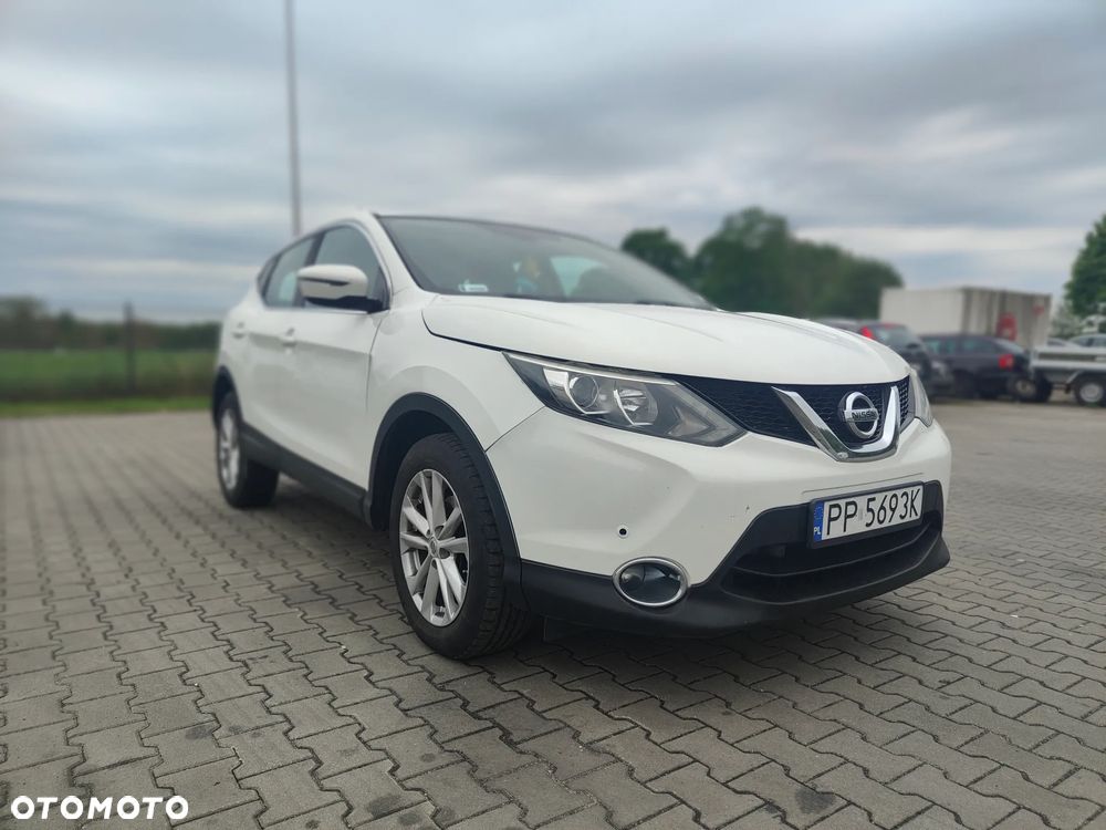 Nissan Qashqai - 1