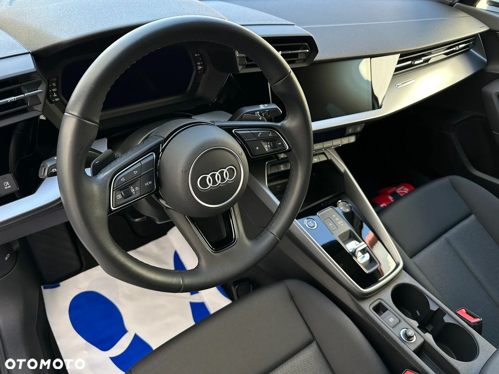 Audi A3 Limousine 35 TFSI mHEV Advanced S tronic - 17