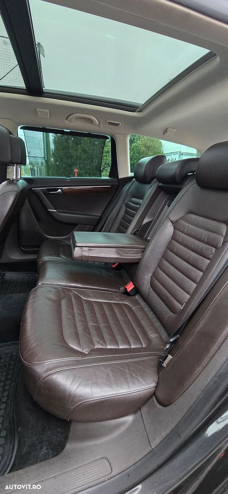 Volkswagen Passat Variant 2.0 TDI DPF DSG Highline - 19