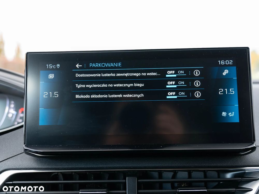 Peugeot 5008 2.0 BlueHDi Allure Pack S&S EAT8 - 36
