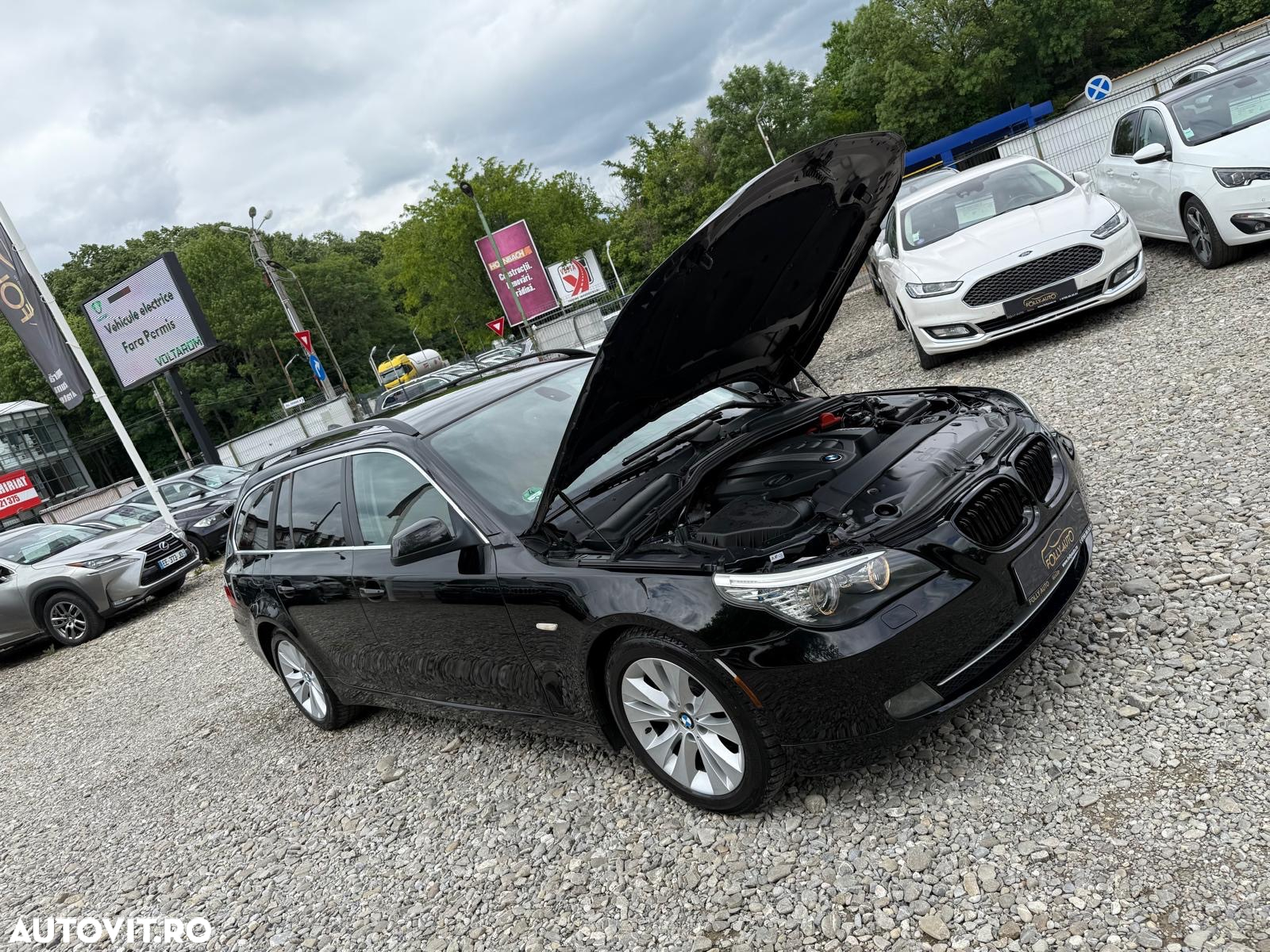 BMW Seria 5 520d Touring Aut. Edition Exclusive - 39