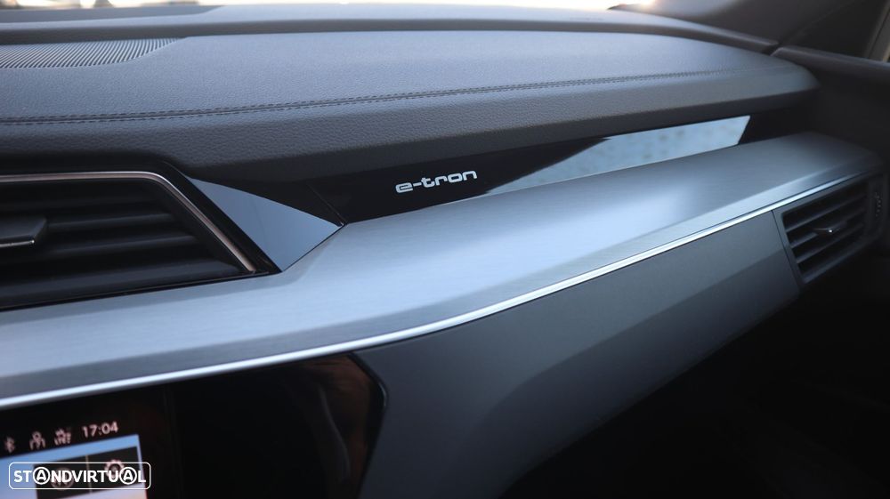 Audi e-tron 55 quattro S line - 43