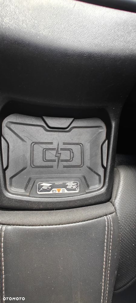 Chevrolet Camaro - 24