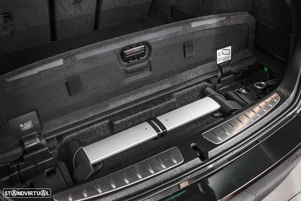 BMW 320 d Auto Pack M - 36