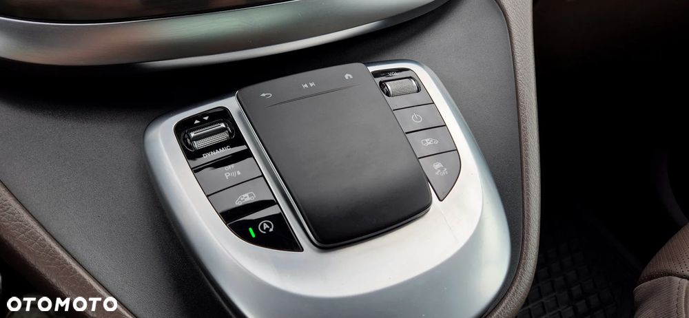 Mercedes-Benz Klasa V 300 d 4-Matic Exclusive 9G-Tronic (d³ugi) - 31