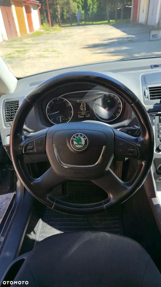 Skoda Octavia 1.6 Automatik Elegance - 10