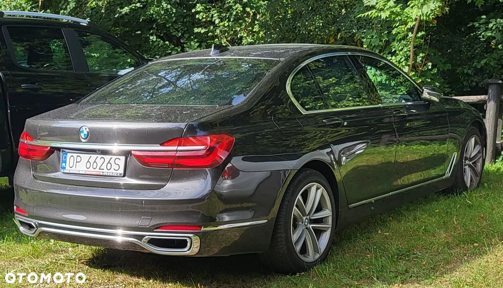 BMW Seria 7 730d xDrive - 23