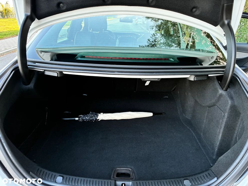 Mercedes-Benz Klasa E 200 9G-TRONIC Avantgarde - 8