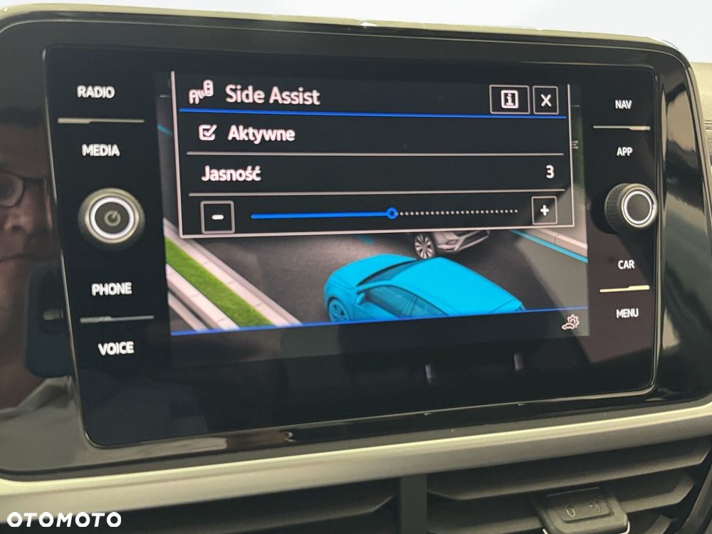 Volkswagen T-Roc - 32
