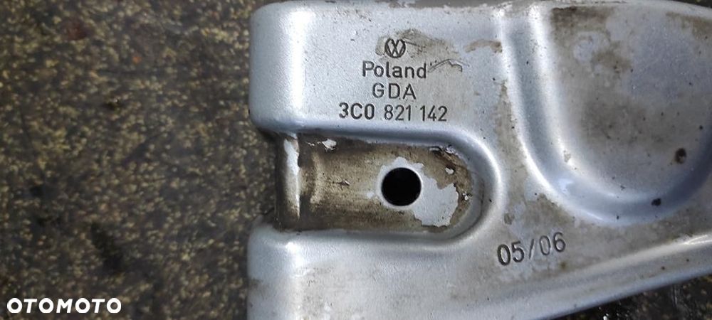 Wspornik Mocowanie Błotnika PASSAT B6 PRAWE LEWE - 2