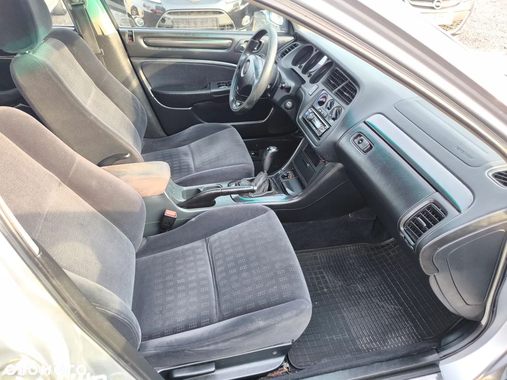 Honda Accord 1.8i ES - 23