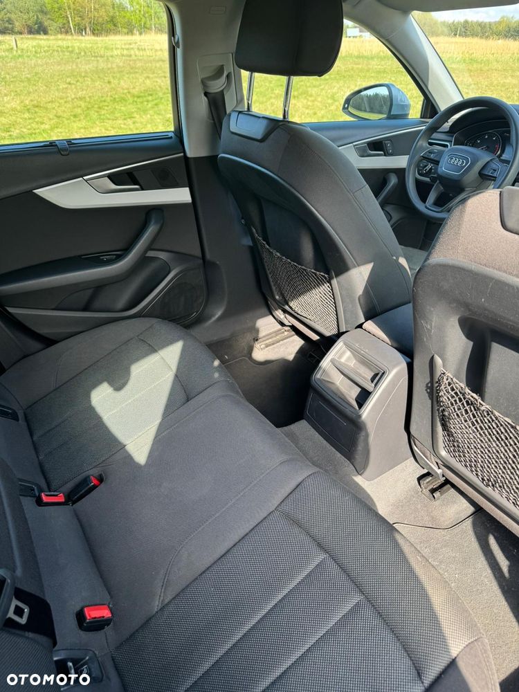 Audi A4 Avant 2.0 TDI DPF clean diesel Ambiente - 35