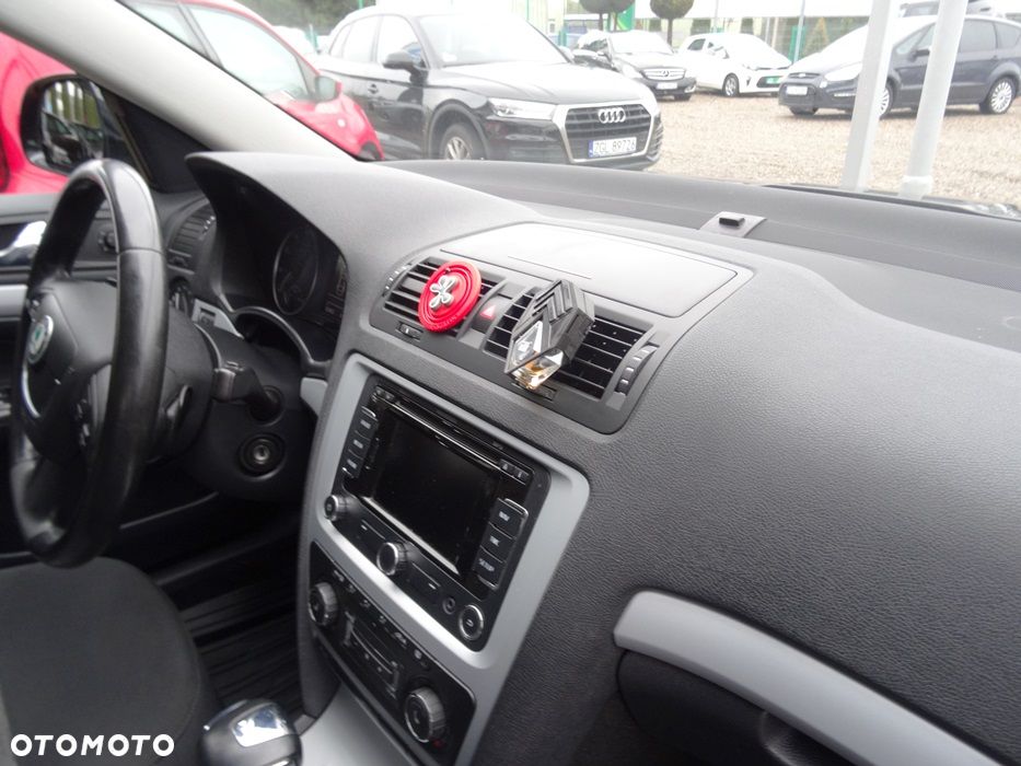 Skoda Octavia 1.8 TSI Elegance DSG - 13