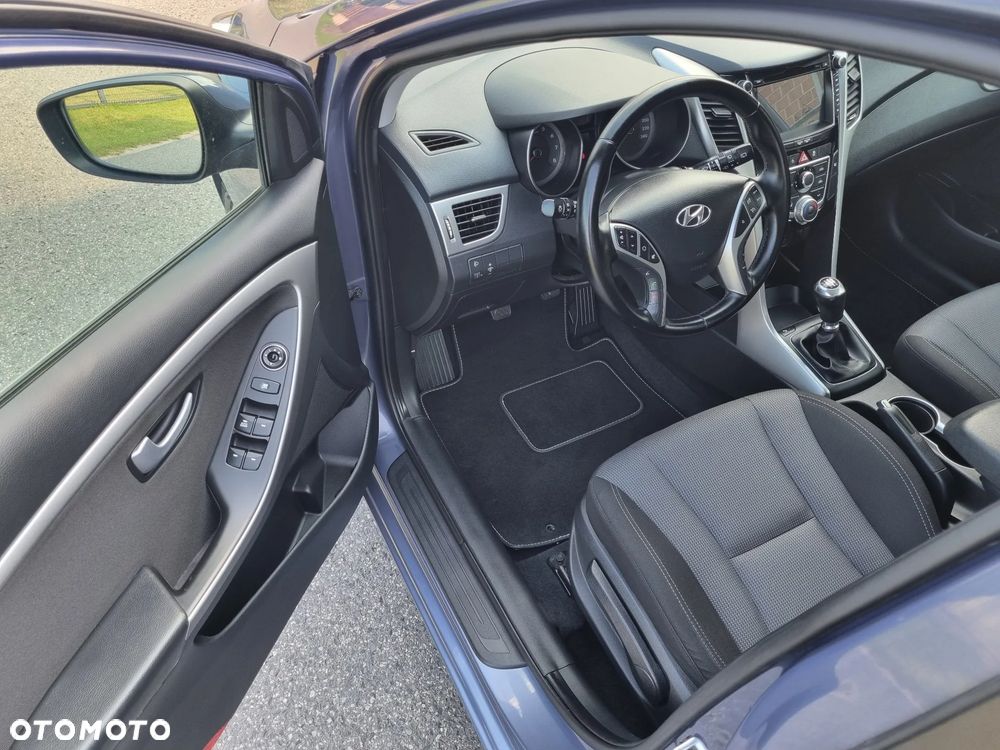 Hyundai i30 1.4 Premium - 14