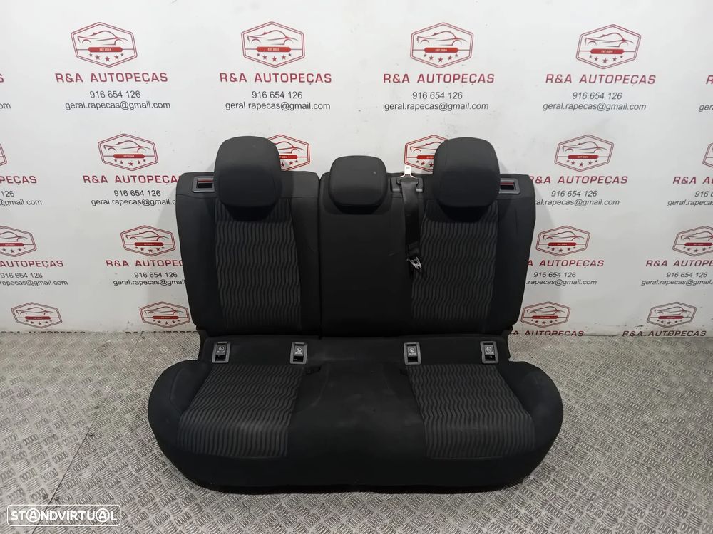 Conjunto de Bancos Peugeot 308 II SW em Tecido Original - 14