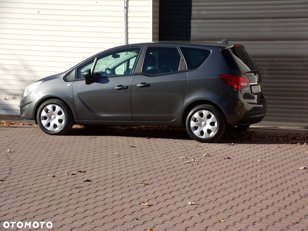Opel Meriva - 11