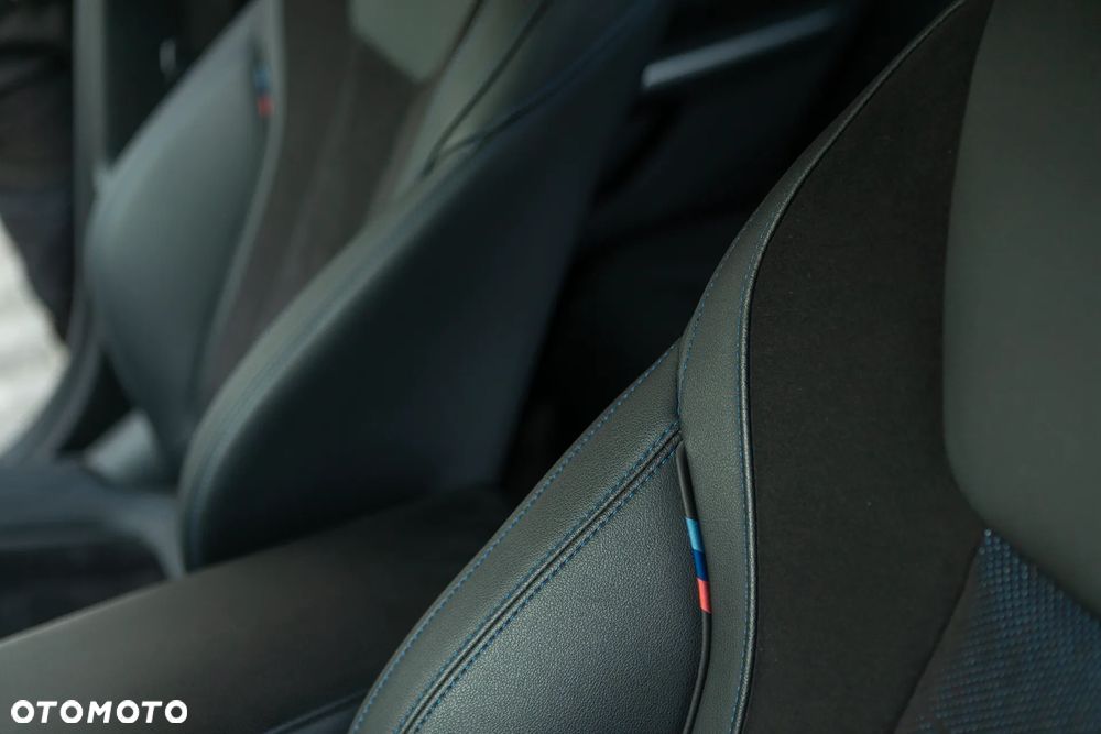 BMW Seria 3 318d Edition M Sport Shadow - 36