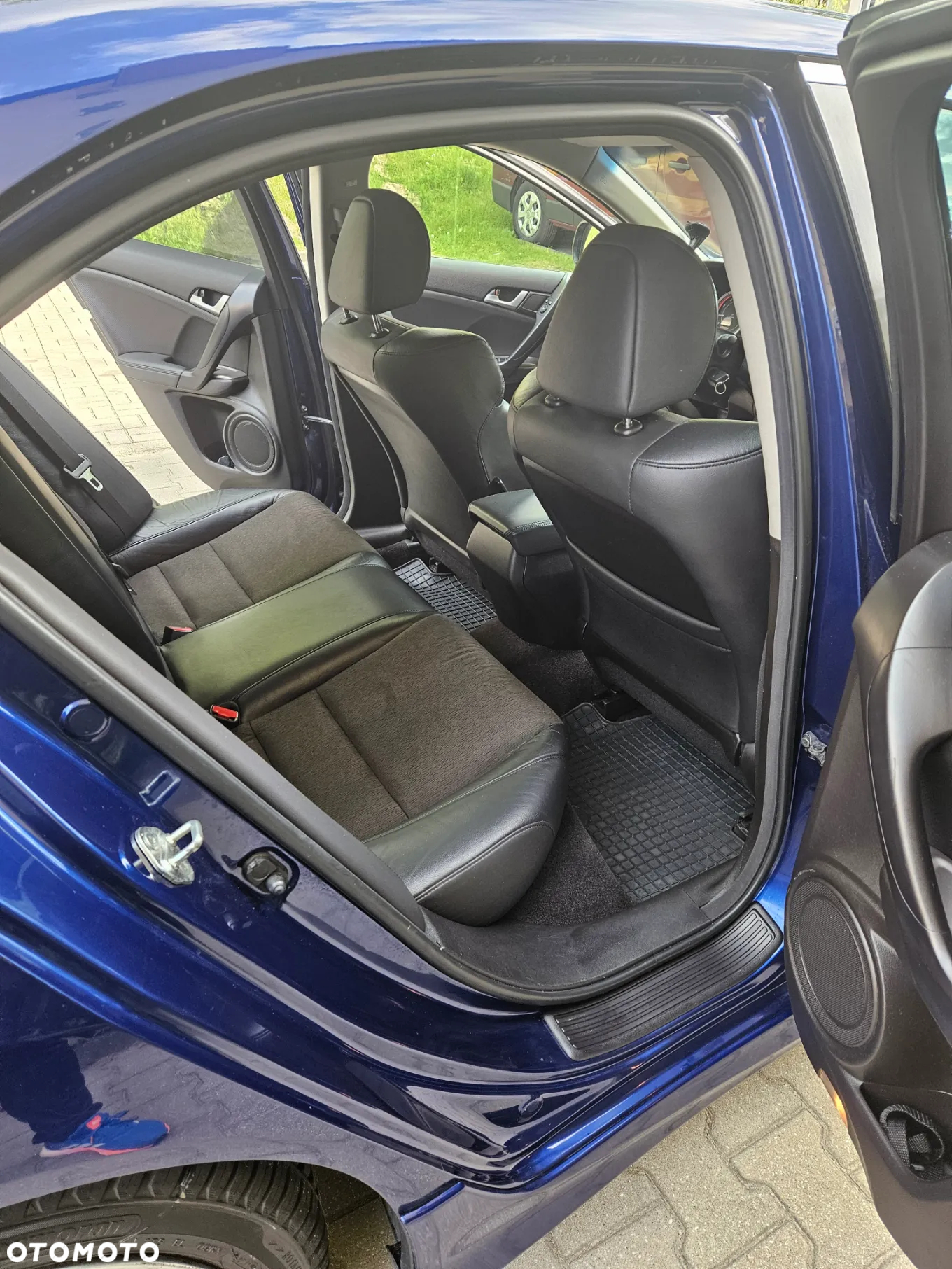 Honda Accord 2.2d Type S - 11
