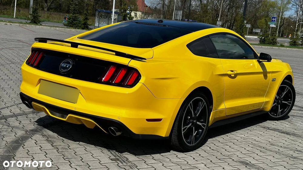 Ford Mustang 5.0 V8 GT - 11