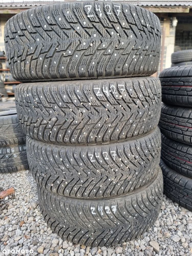 Opony zimowe NOKIAN 215/55R17 98T HAKKAPELITTA 8 (4szt.) (2x6,0 2x7,0) (DOT: 4x3120) Z427 - 1