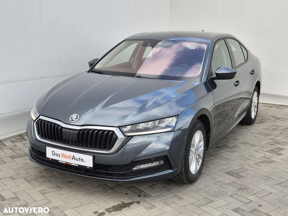 Skoda Octavia 2.0 TDI DSG Ambition - 1