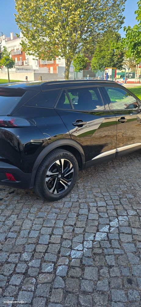 Peugeot e-2008 Allure - 7