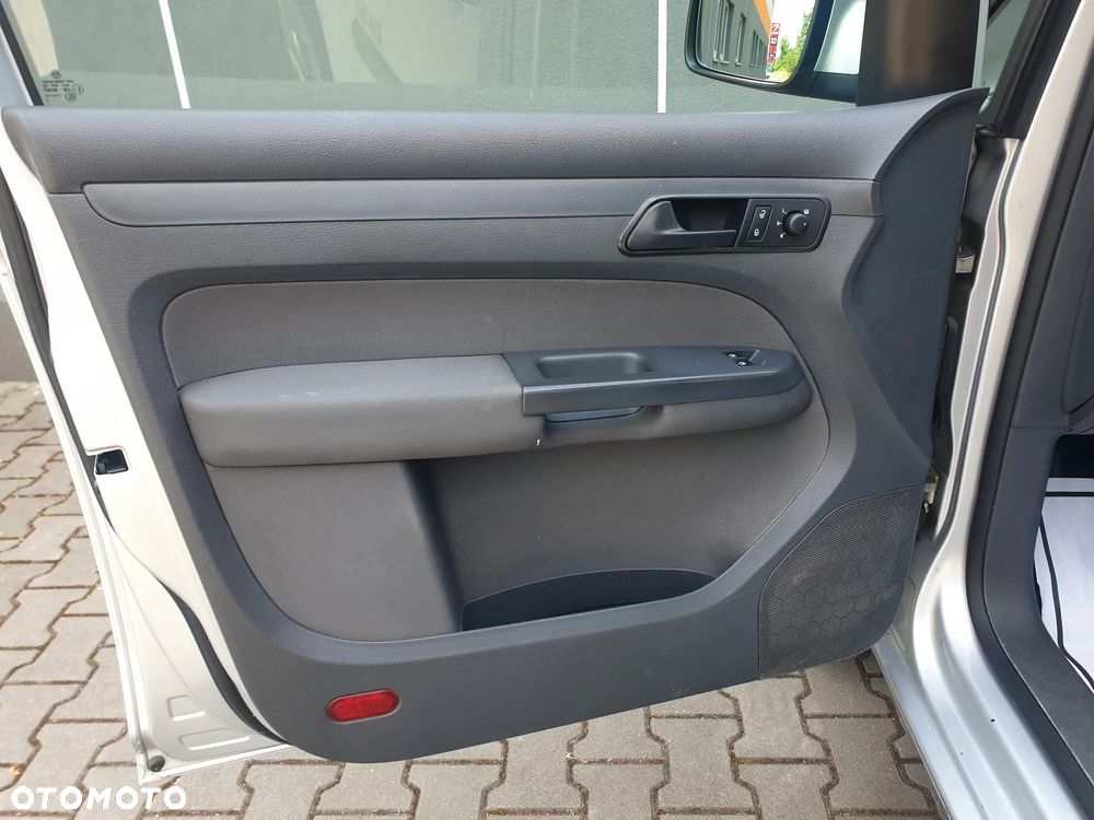 Volkswagen Caddy - 22