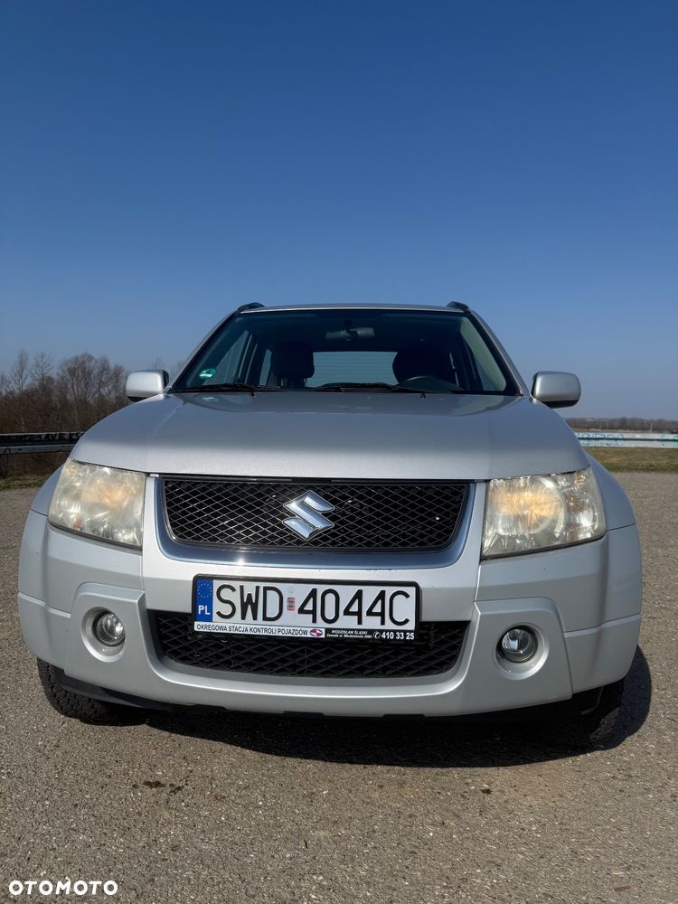 Suzuki Grand Vitara 1.9 DDiS - 12