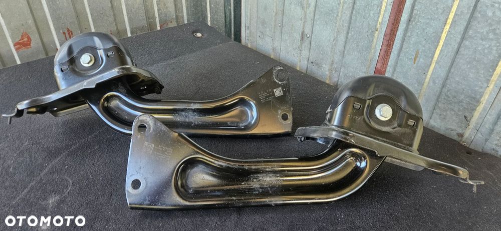 Wahacz tylny lewy 32315696 prawy 32315697 Volvo XC40 - 2