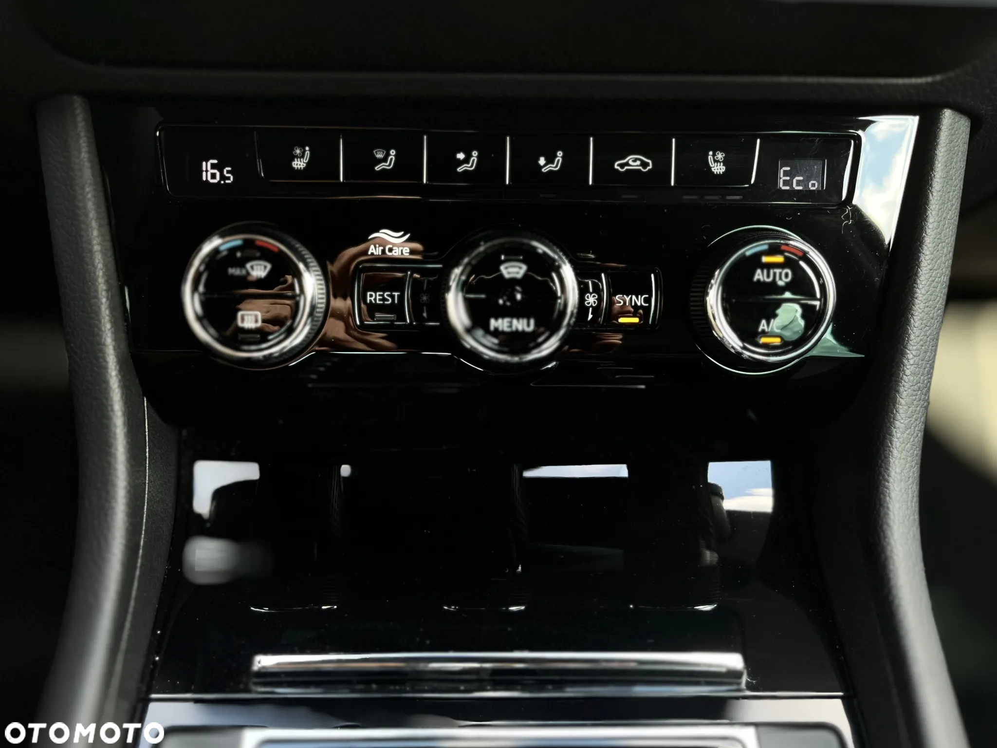 Skoda Superb 1.4 TSI Plug-In Hybrid L&K DSG - 22