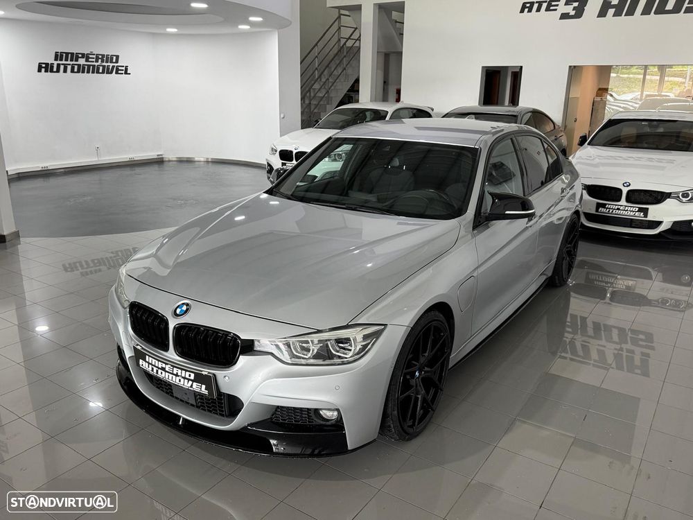 BMW 330 e iPerformance Pack M - 2