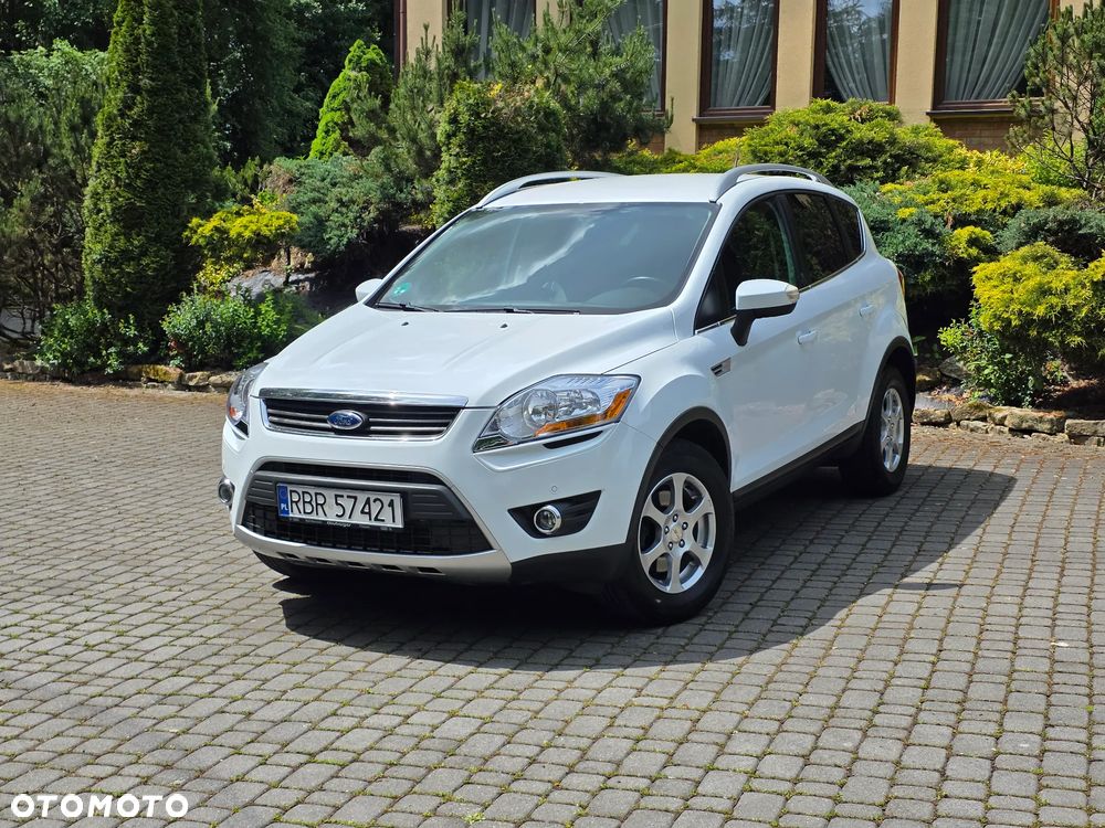 Ford Kuga - 1