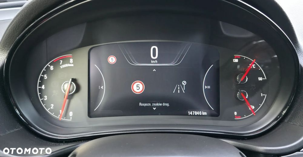 Opel Insignia 1.6 T Cosmo S&S - 25