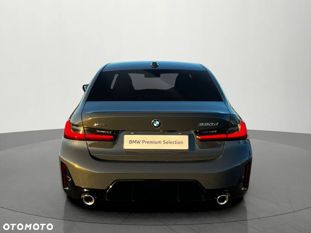 BMW Seria 3 320d xDrive - 4