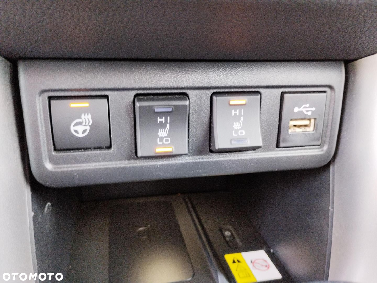 Toyota Corolla Cross - 23