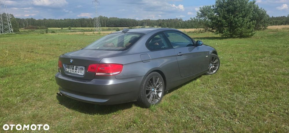 BMW Seria 3 - 12
