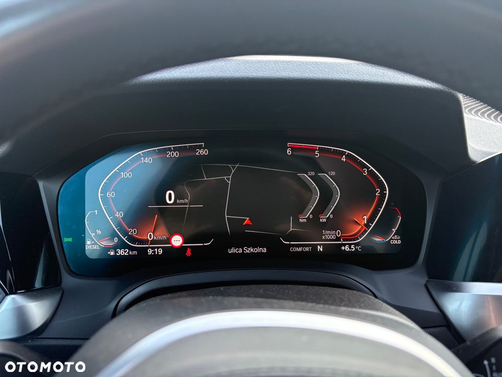 BMW Seria 3 318d - 11