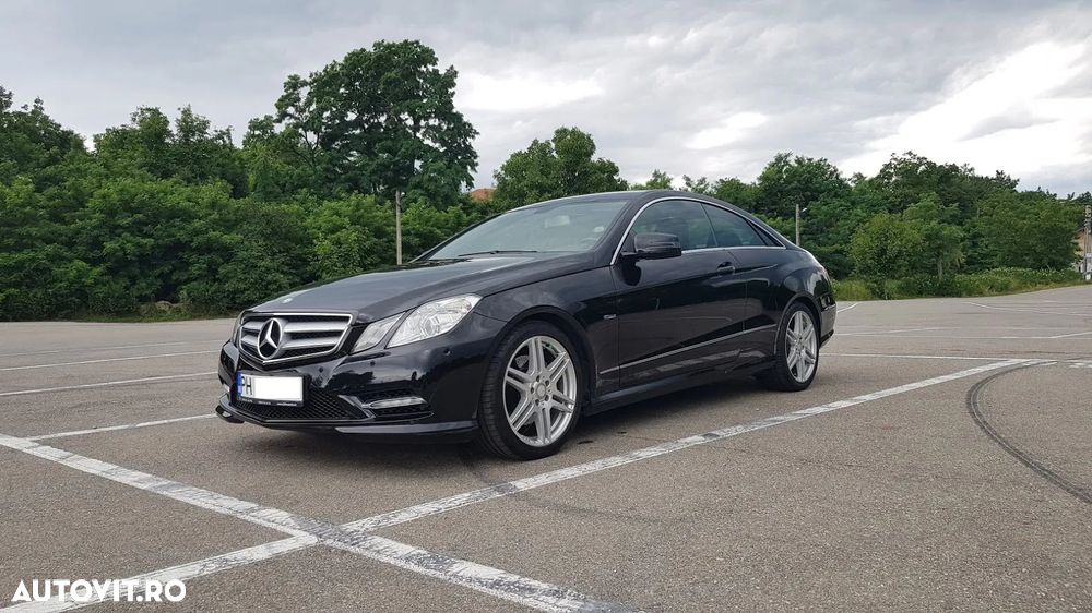 Mercedes-Benz E 220 CDI DPF BlueEFFICIENCY 7G-TRONIC Avantgarde - 4