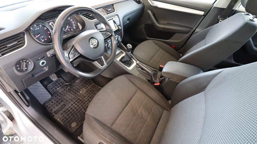 Skoda Octavia - 21