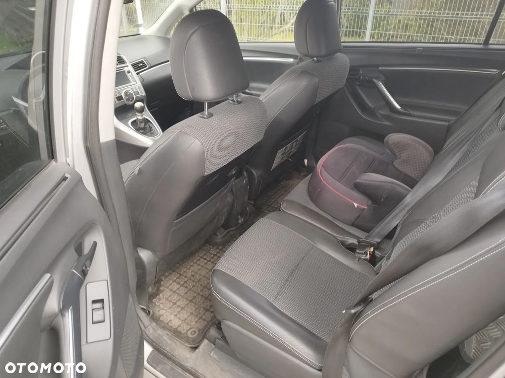 Toyota Verso 2.0 D-4D - 6