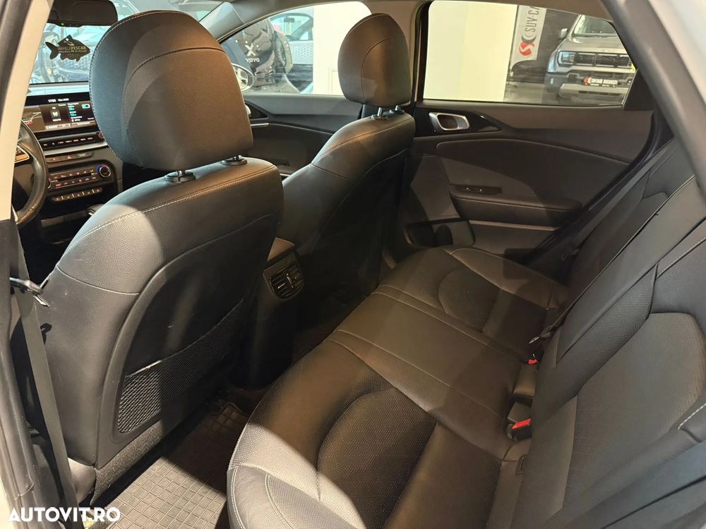 Kia XCeed 1.6 GDI 6DCT PHEV Vision - 27