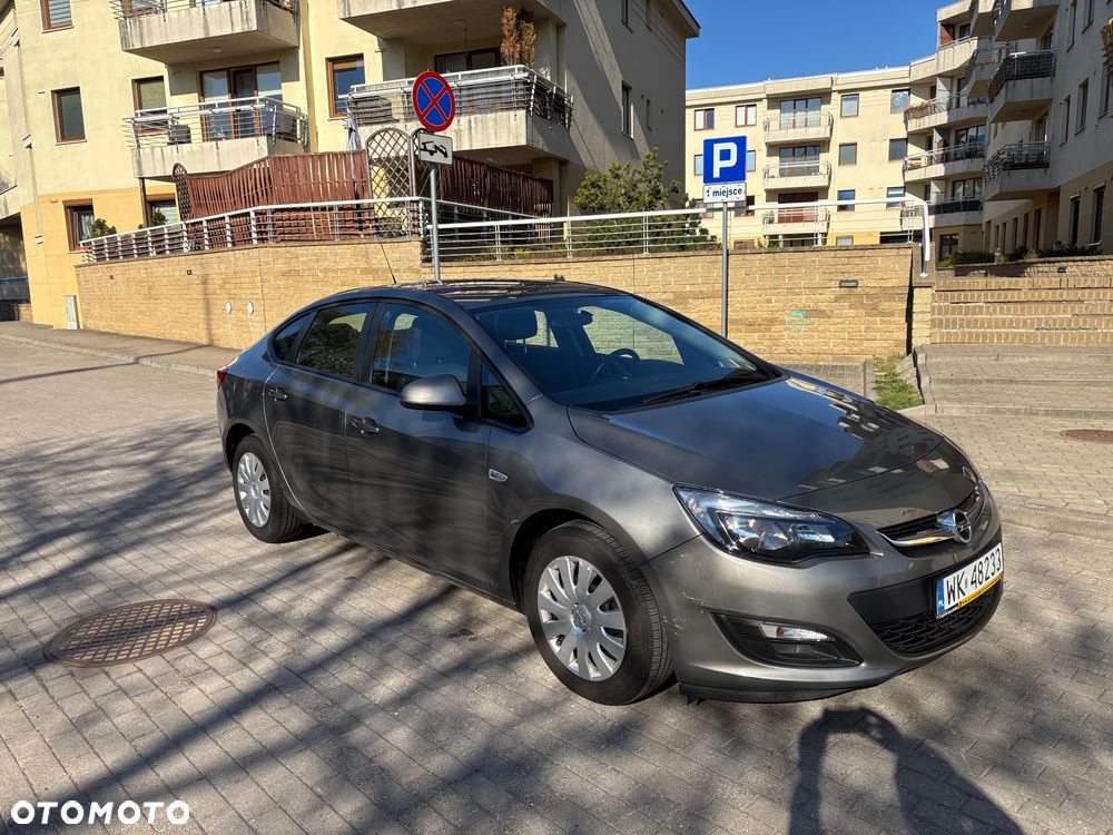 Opel Astra 1.6 EU6 - 14