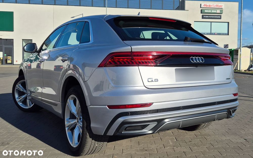 Audi Q8 - 6