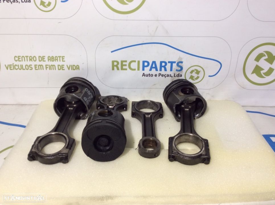 Pistons Renault 2.2 DCI - 1