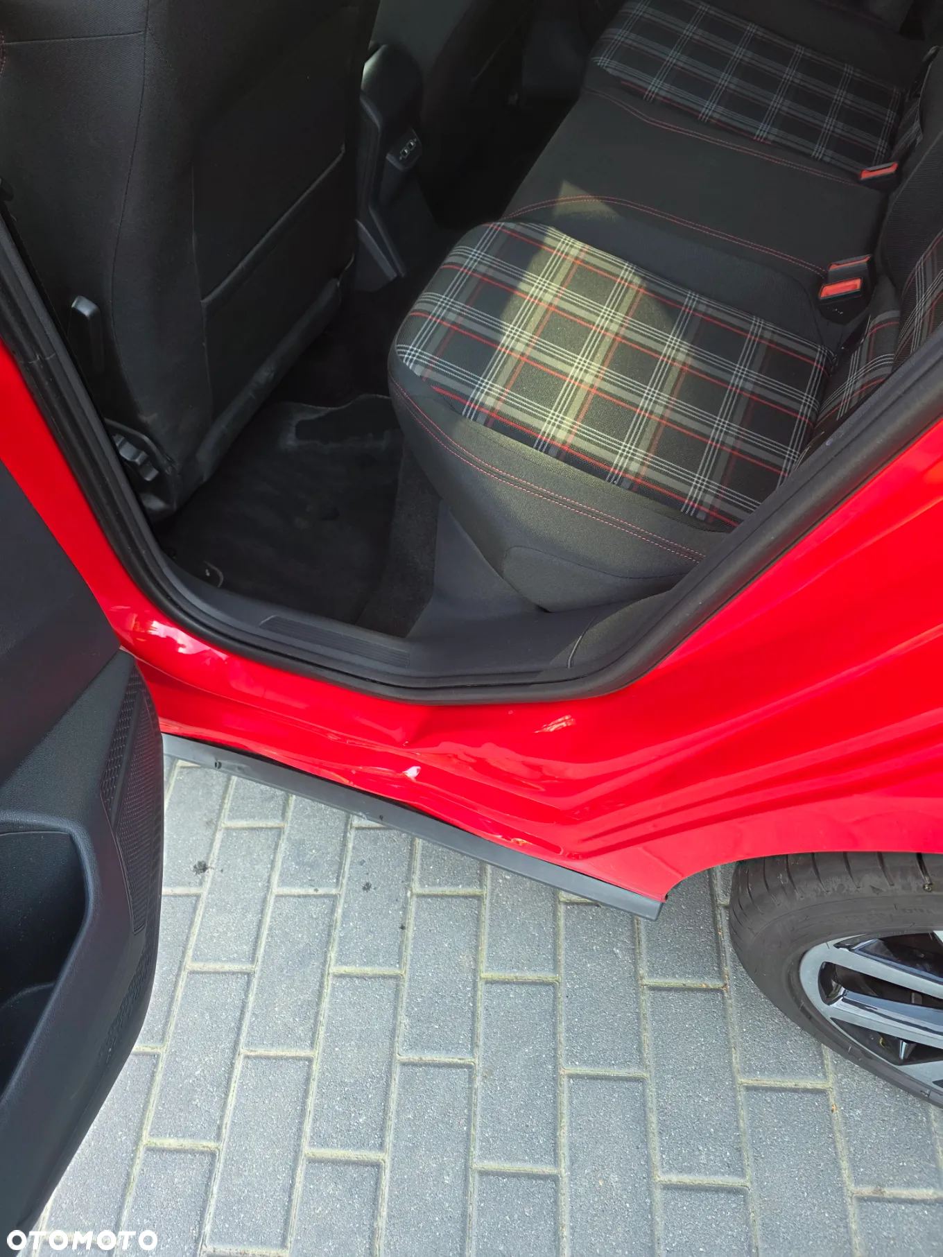 Volkswagen Polo 2.0 TSI OPF DSG GTI - 12