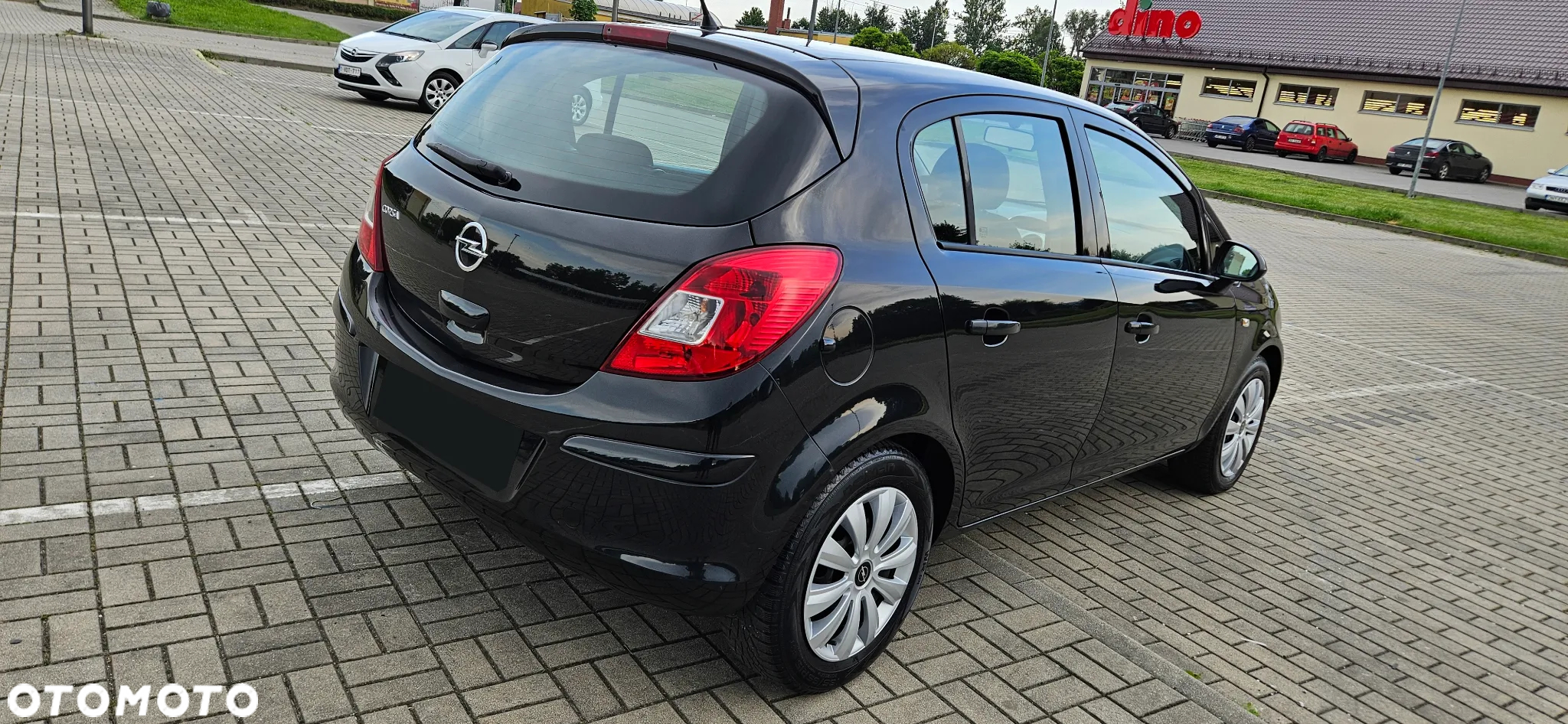 Opel Corsa 1.4 16V Active - 5