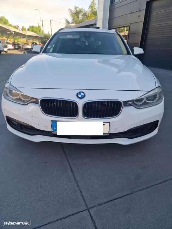 BMW 318 d Touring Auto Line Sport - 3