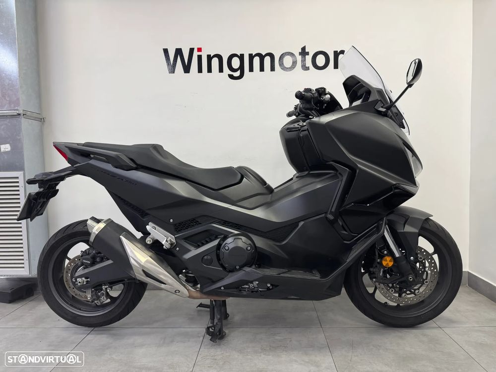 Honda Forza 750 - 1